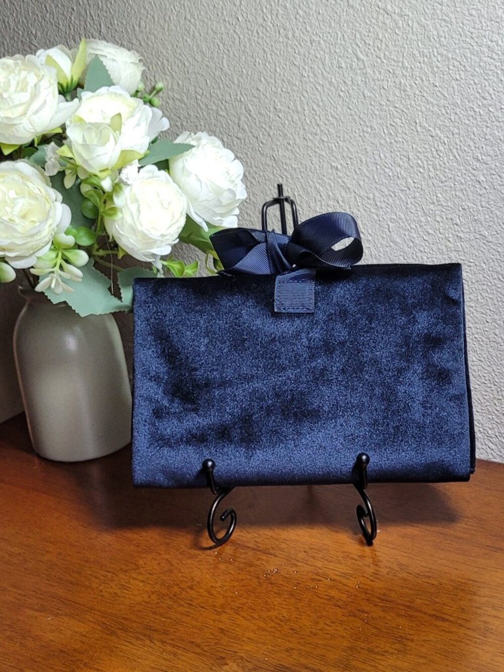 Guerlain Velvet Cosmetic Bag - Picture 2 of 6